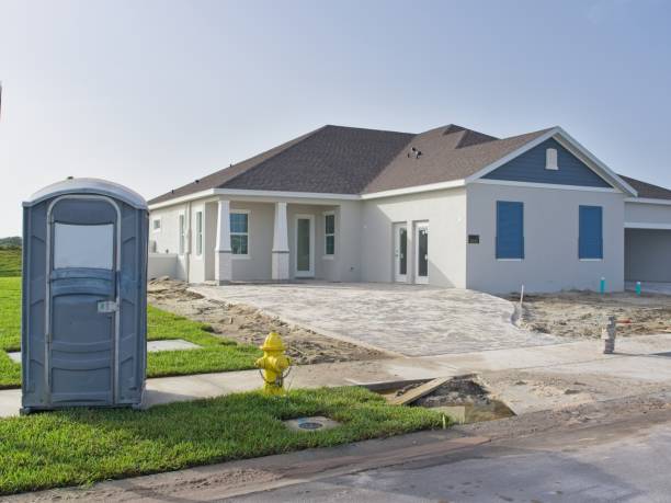 Affordable portable toilet rental in Skidmore, TX